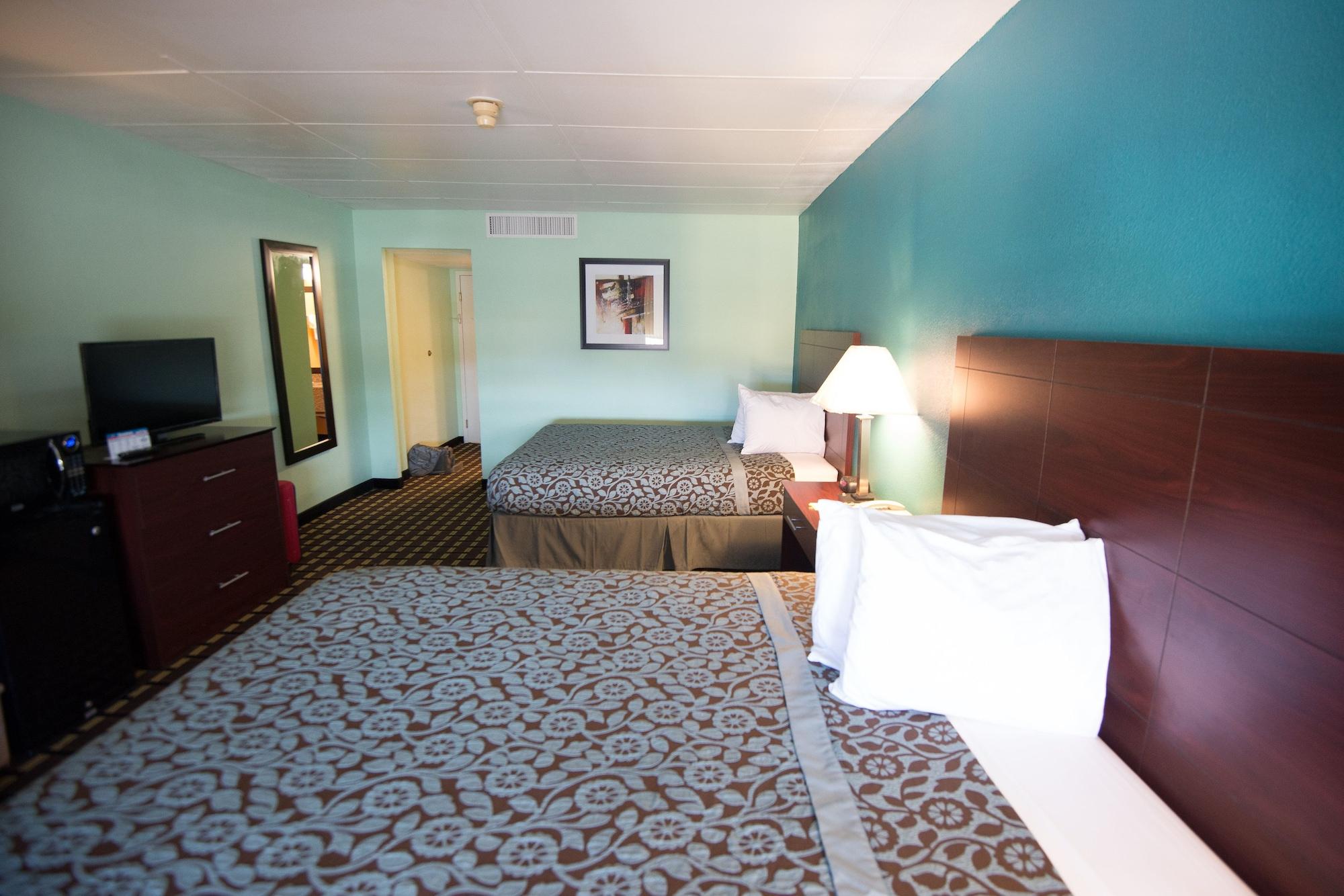 Days Inn By Wyndham Fort Wright Cincinnati Area Eksteriør billede