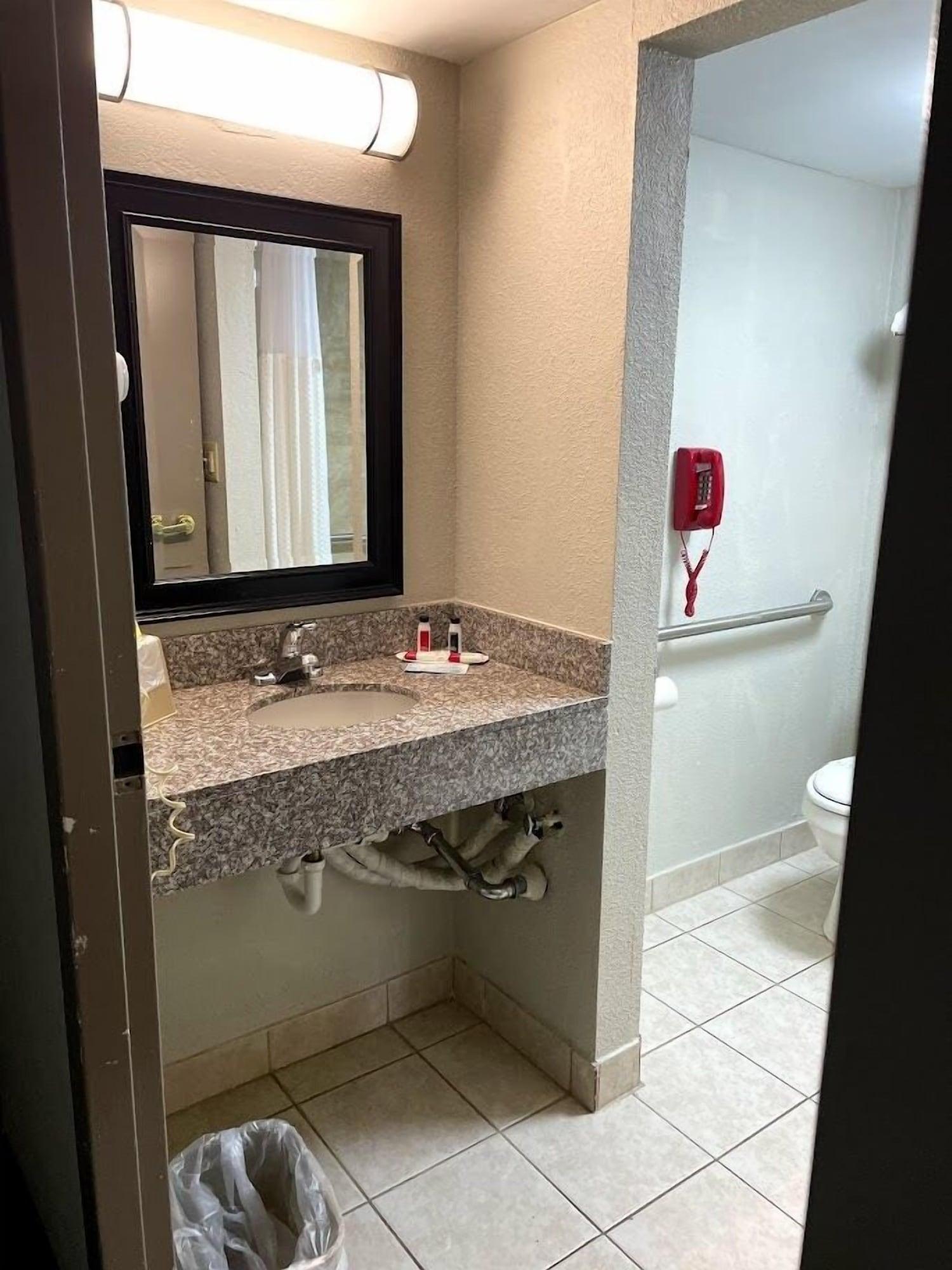 Days Inn By Wyndham Fort Wright Cincinnati Area Eksteriør billede