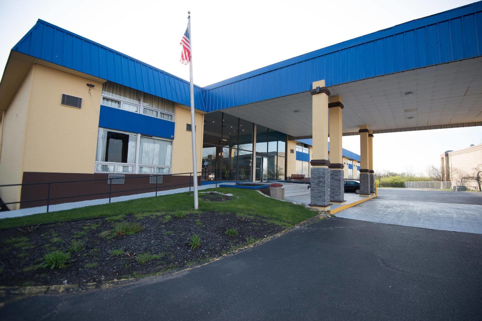 Days Inn By Wyndham Fort Wright Cincinnati Area Eksteriør billede